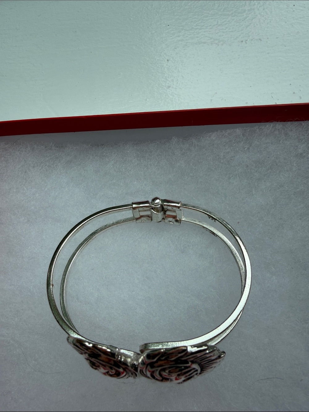 Hand Crafted Silver Winged Heart Bracelet - Picture 2 of 4